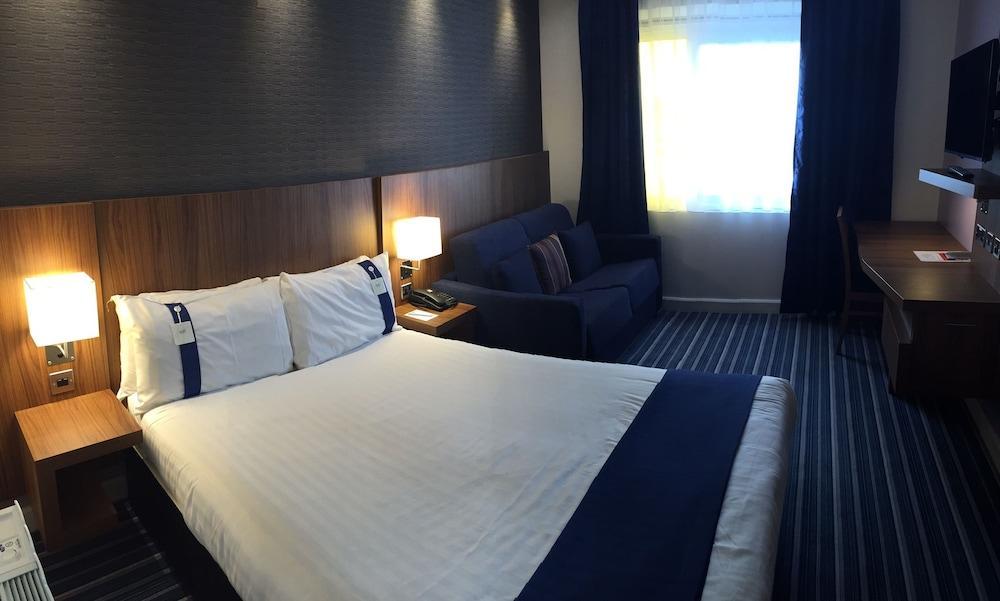 Holiday Inn Express, Chester Racecourse By Ihg Εξωτερικό φωτογραφία