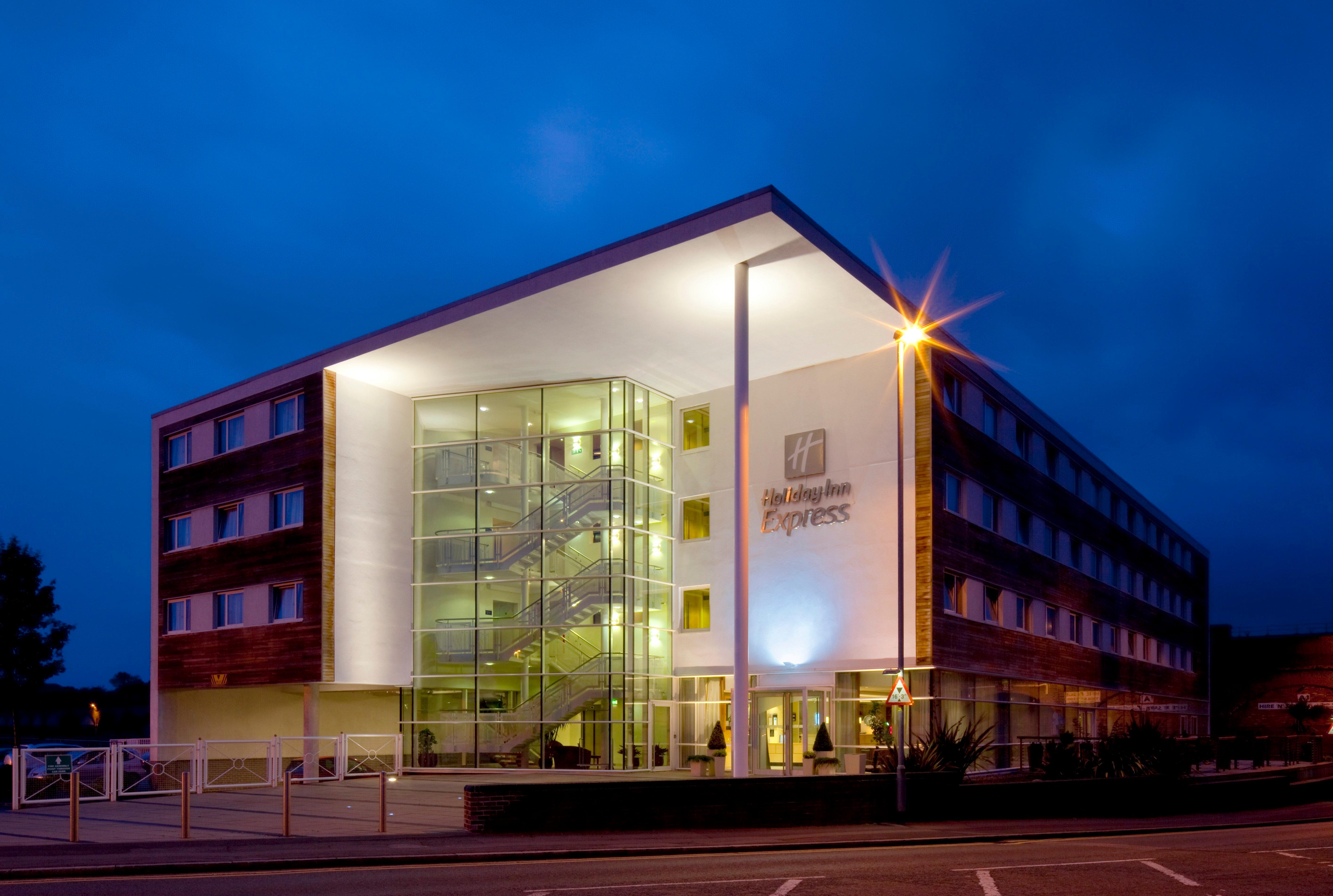 Holiday Inn Express, Chester Racecourse By Ihg Εξωτερικό φωτογραφία